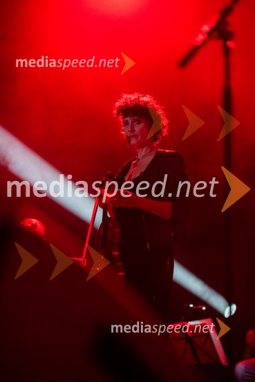  Jelena Ždrale, glasbenicaKoncert Svetlane Makarovič Nosimo rdečo zvezdo