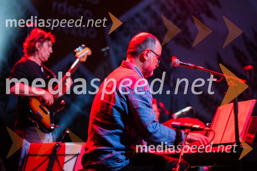  Joži Šalej, glasbenikKoncert Svetlane Makarovič Nosimo rdečo zvezdo