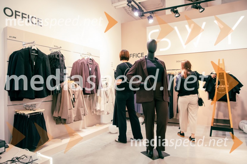 Odprtje prve SWY fizične trgovine v Cityparku