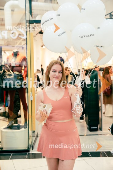 Odprtje prve SWY fizične trgovine v Cityparku