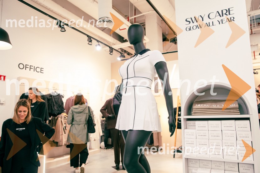 Odprtje prve SWY fizične trgovine v Cityparku