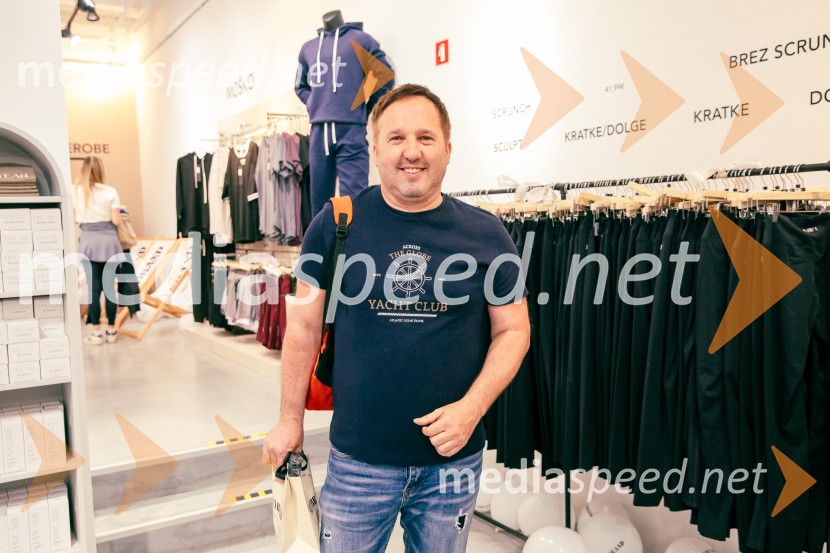  Alesh MaatkoOdprtje prve SWY fizične trgovine v Cityparku