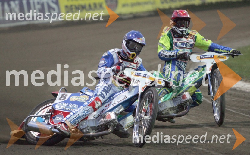 Jaroslaw Hampel (Poljska) - levo in Antonio Lindbaeck (Švedska)SPEEDWAY, VN Evrope 2005
