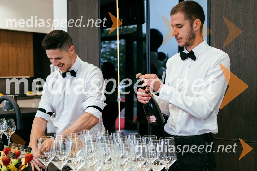 Hiša kuhinj odprla vrata svojega novega salona v Celju