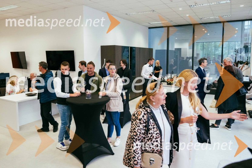 Hiša kuhinj odprla vrata svojega novega salona v Celju