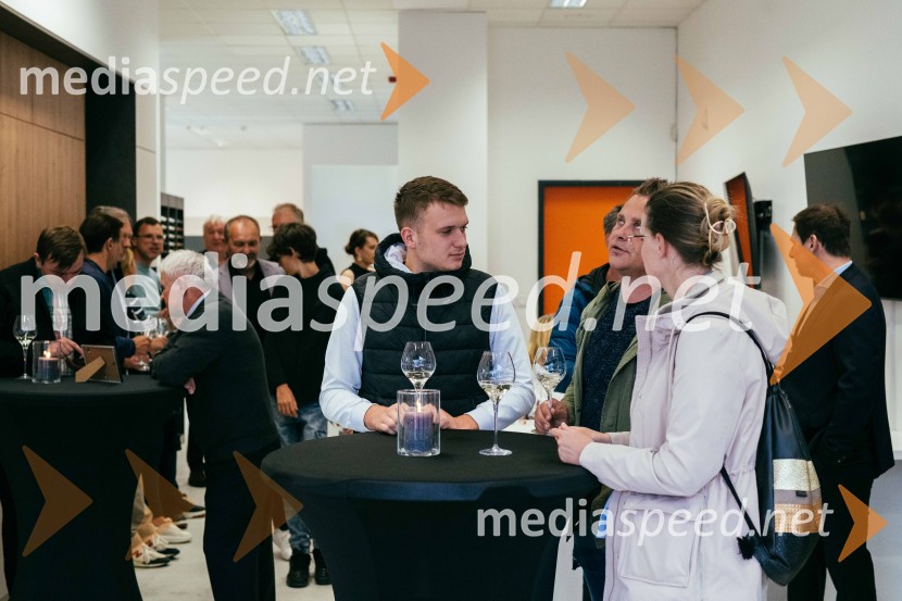 Hiša kuhinj odprla vrata svojega novega salona v Celju