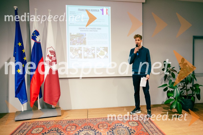 OŠ StražiščeMednarodna kuhinja 2025, odprtje razstave