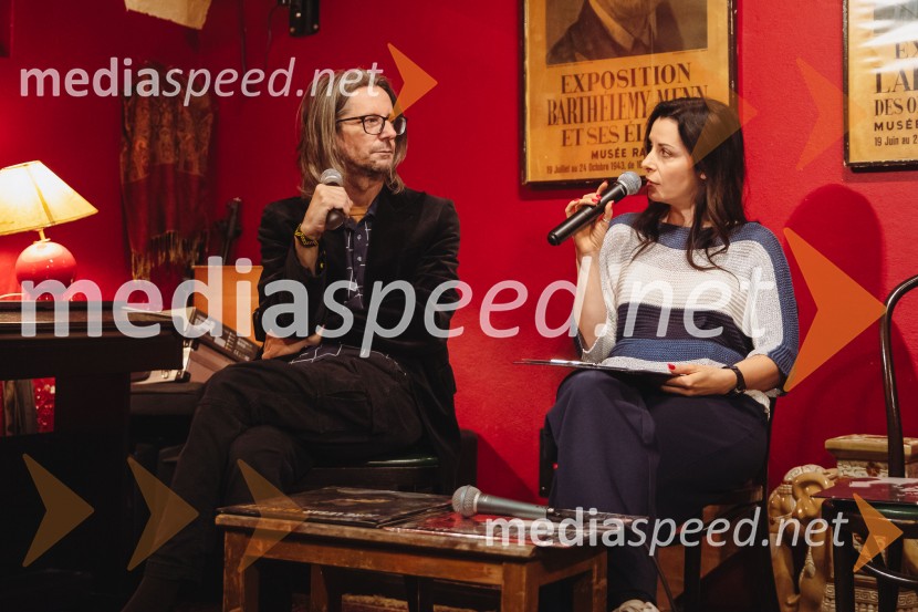  Alen Steržaj, basist skupine Big Foot Mama;  Jana Morelj, radijska in TV voditeljicaZoran Predin, Big Foot Mama in novi obrazi slovenske glasbe – ekskluzivno v Daktariju