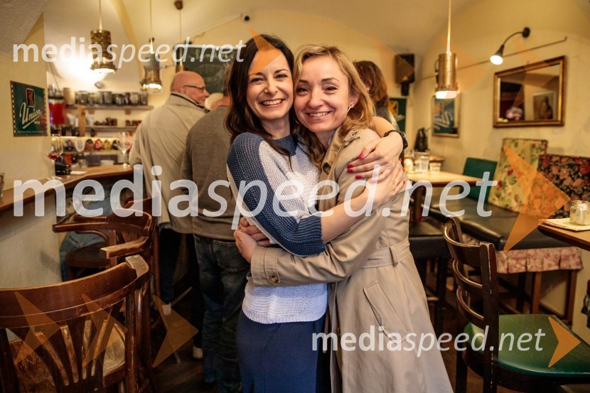  Jana Morelj, radijska in TV voditeljica;  Tina Dobnik, odnosi z javnostjo Dallas Records in producentkaZoran Predin, Big Foot Mama in novi obrazi slovenske glasbe – ekskluzivno v Daktariju