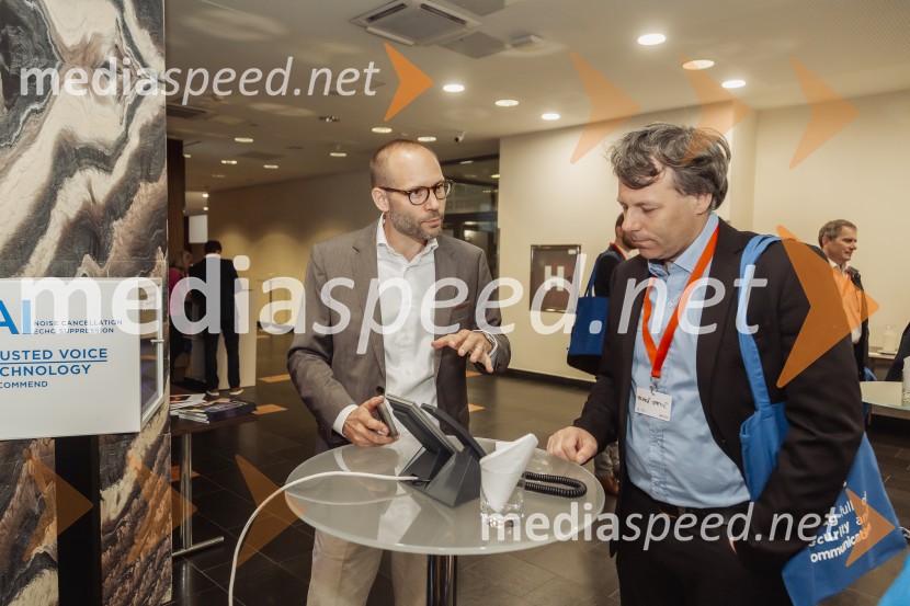  ... ;  Primož SpetičTehnološka prihodnost učinkovite komunikacije v javni infrastrukturi in poslovnem sektorju, konferenca