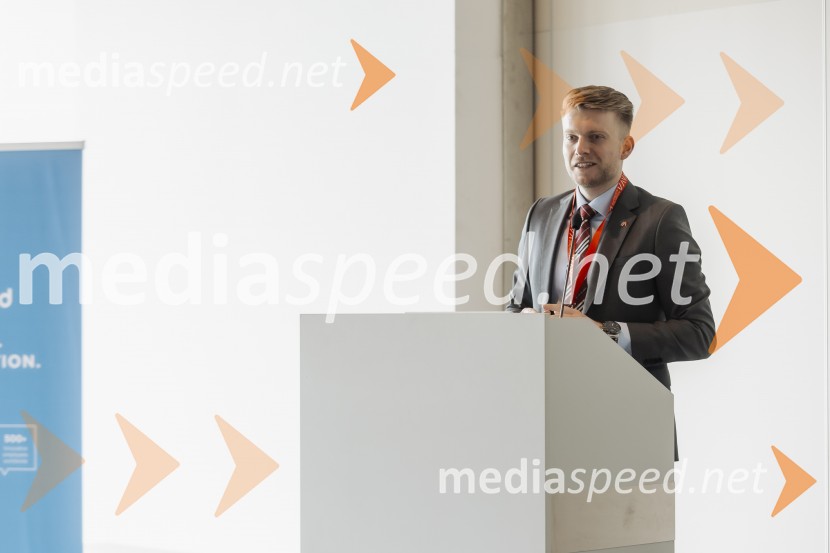  Bernd Andersson, Advantage AustriaTehnološka prihodnost učinkovite komunikacije v javni infrastrukturi in poslovnem sektorju, konferenca