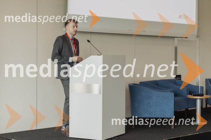  Bernd Andersson, Advantage AustriaTehnološka prihodnost učinkovite komunikacije v javni infrastrukturi in poslovnem sektorju, konferenca