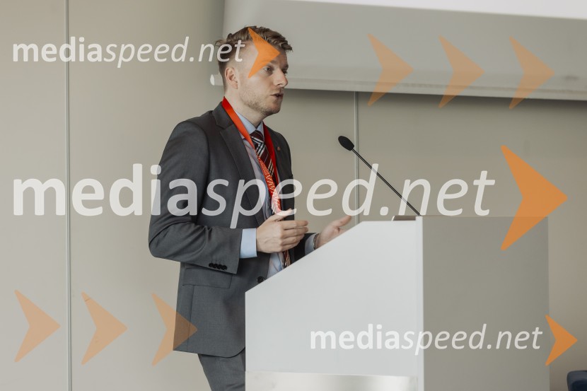  Bernd Andersson, Advantage AustriaTehnološka prihodnost učinkovite komunikacije v javni infrastrukturi in poslovnem sektorju, konferenca