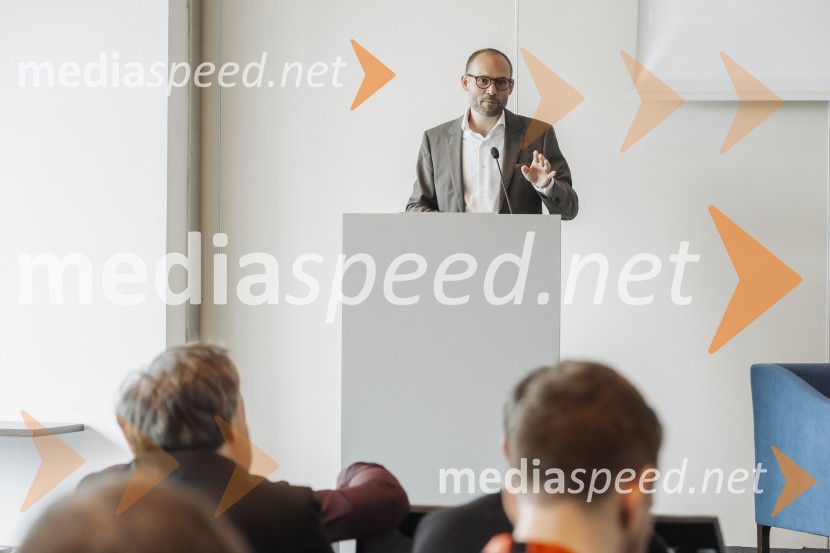 Tehnološka prihodnost učinkovite komunikacije v javni infrastrukturi in poslovnem sektorju, konferenca