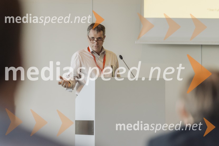  Predrag Pantelić, ONAG d.o.o.Tehnološka prihodnost učinkovite komunikacije v javni infrastrukturi in poslovnem sektorju, konferenca