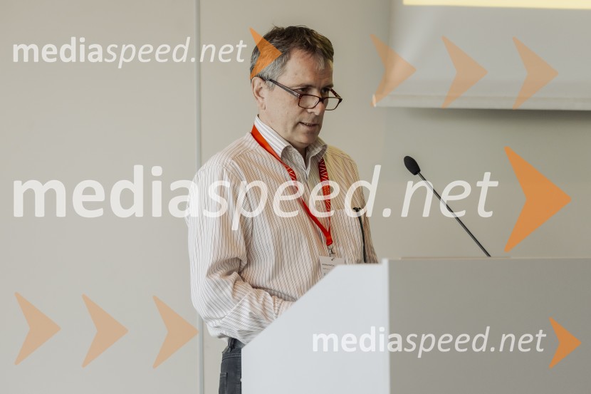  Predrag Pantelić, ONAG d.o.o.Tehnološka prihodnost učinkovite komunikacije v javni infrastrukturi in poslovnem sektorju, konferenca