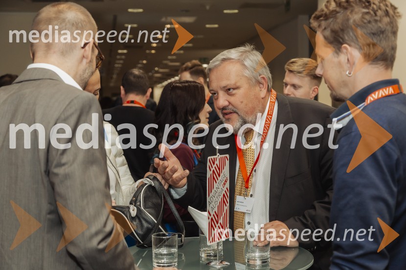  Božo Emeršič, Dimaco Tehnološka prihodnost učinkovite komunikacije v javni infrastrukturi in poslovnem sektorju, konferenca