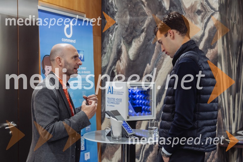  Markus Anzinger, Commend Österreich GmbH;  Luka Torkar, VTZ d.o.o.Tehnološka prihodnost učinkovite komunikacije v javni infrastrukturi in poslovnem sektorju, konferenca