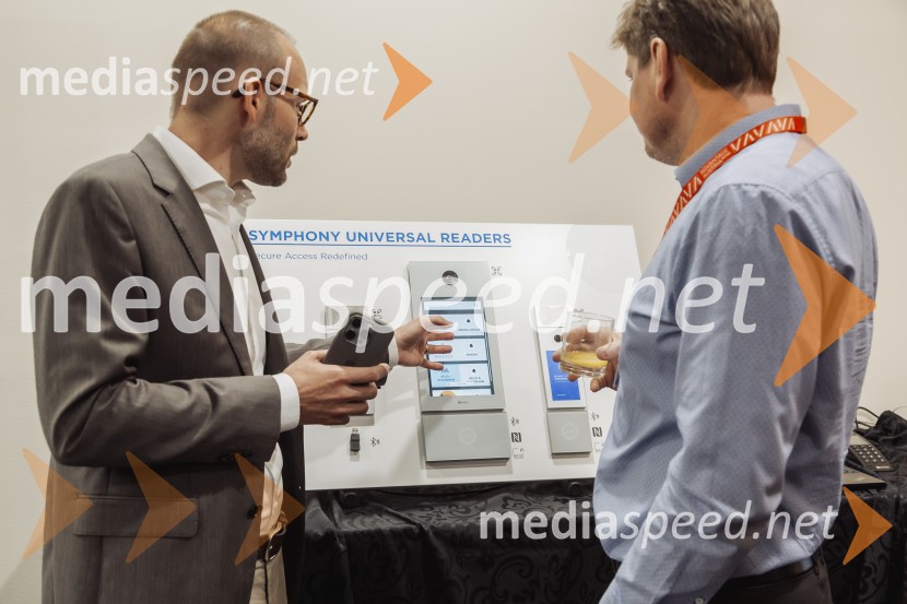 Tehnološka prihodnost učinkovite komunikacije v javni infrastrukturi in poslovnem sektorju, konferenca