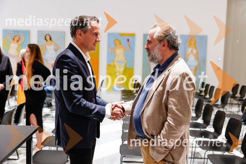  Michele Biava, Novacell;  ... Ekskluzivna predstavitev prehranskih dodatkov Novacell in linije Royal Cells