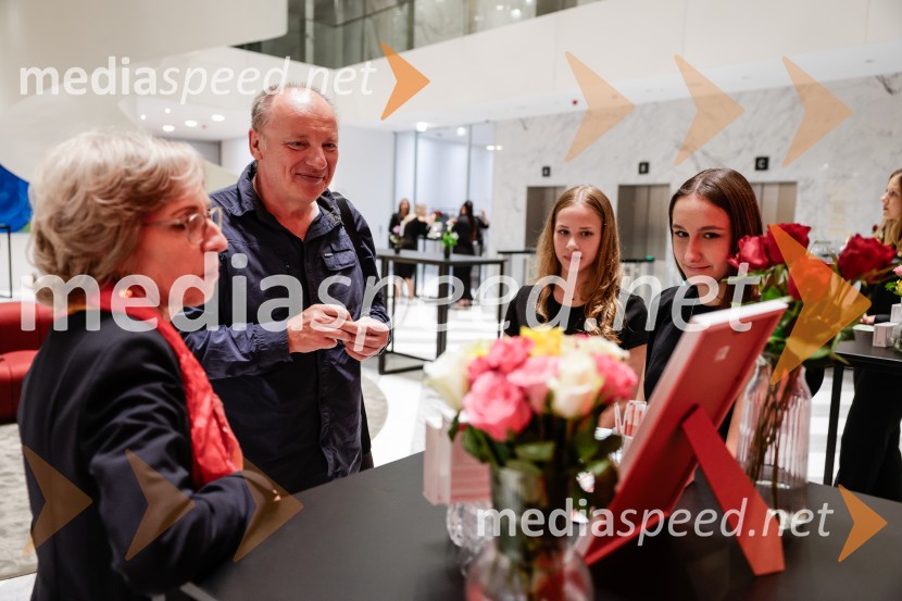 Ekskluzivna predstavitev prehranskih dodatkov Novacell in linije Royal Cells