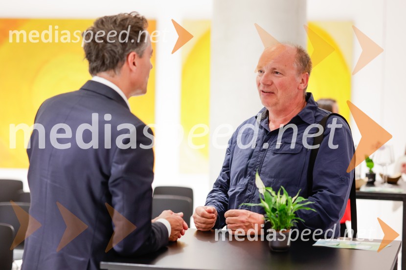  Michele Biava, Novacell;  ... Ekskluzivna predstavitev prehranskih dodatkov Novacell in linije Royal Cells