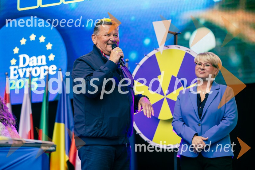 dr. Aleksander Jevšek, minister za kohezijo in regionalni razvoj; dr. Jerneja Jug Jerše, vodja Predstavništva Evropske komisije v SlovenijiDan Evrope 2025