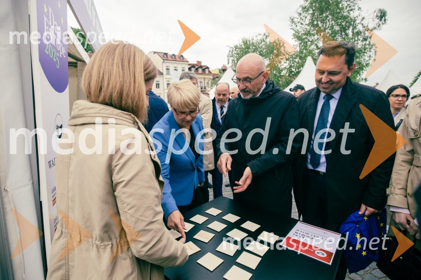 dr. Jerneja Jug Jerše, vodja Predstavništva Evropske komisije v Sloveniji;  ... ;  Igor Mally, državni sekretar v Kabinetu predsednika Vlade RSDan Evrope 2025