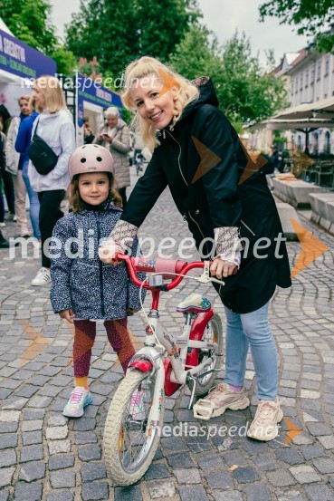  Suzana  Kozel, voditeljica, Jutro na PlanetuDan Evrope 2025