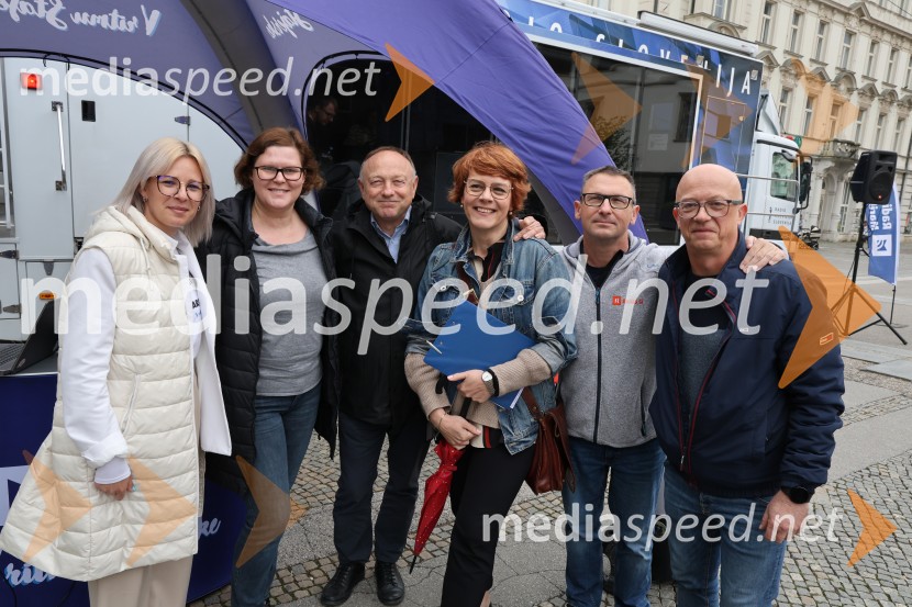  ... ;  Stane Kocutar, mestni viničar, skrbnik Stare trte, novinar Radia Maribor, zgodovinar;  Jasmina Bauman, novinarka, Radio MariborRadio Maribor praznuje 80 let