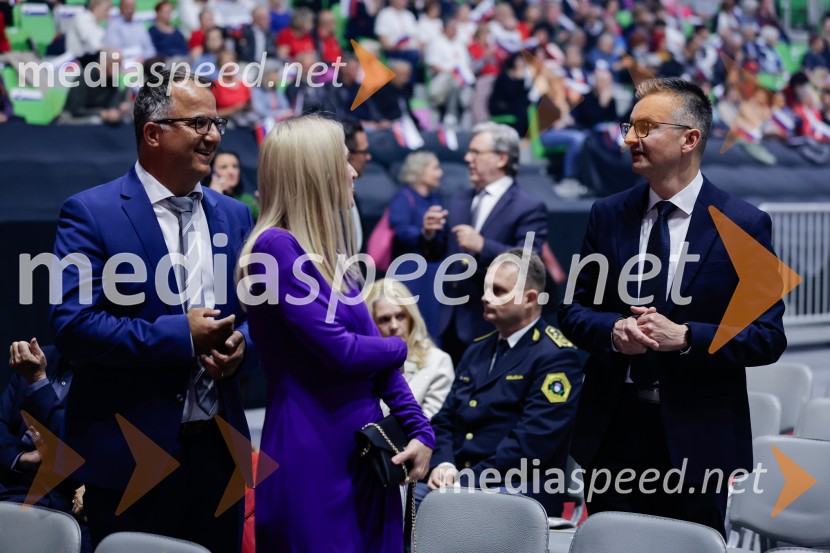  Marjan  Šarec, minister za obramboSlovesnost ob 80. obletnici konca druge svetovne vojne