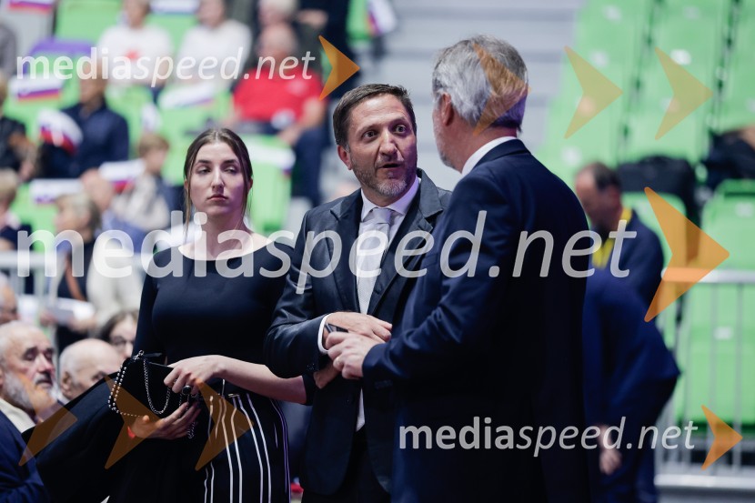  Klemen Boštjančič, minister za finance;  ... Slovesnost ob 80. obletnici konca druge svetovne vojne