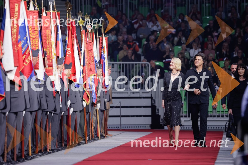 mag. Urška Klakočar Zupančič, predsednica Državnega zbora RS, podpredsednica, Gibanje Svoboda;  Bor Zuljan, kitarist, Šank rockSlovesnost ob 80. obletnici konca druge svetovne vojne