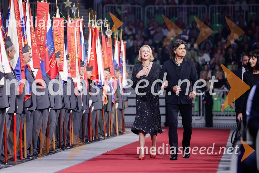 mag. Urška Klakočar Zupančič, predsednica Državnega zbora RS, podpredsednica, Gibanje Svoboda;  Bor Zuljan, kitarist, Šank rockSlovesnost ob 80. obletnici konca druge svetovne vojne