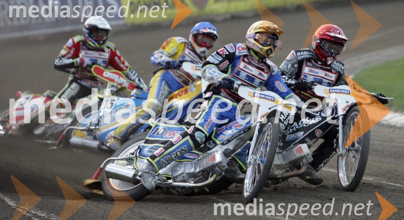 Od leve: Leigh Adams (Avstralija), Tomasz Chrzanowski (Poljska), Bjarne Pedersen (Danska) in Lee Richardson (Velika Britanija)SPEEDWAY, VN Evrope 2005