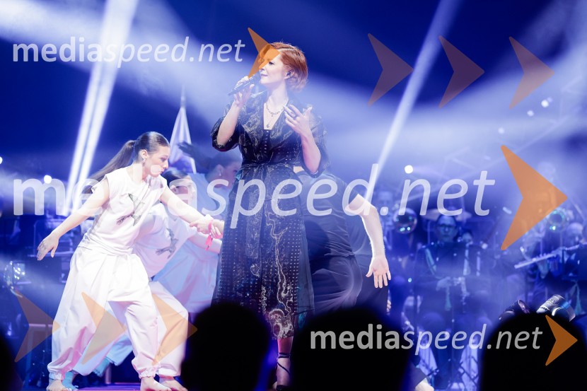  Lara Baruca, pevkaSlovesnost ob 80. obletnici konca druge svetovne vojne