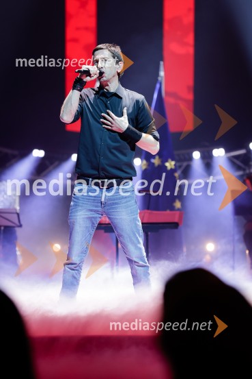  Borut Marolt, pevec, skupina NietSlovesnost ob 80. obletnici konca druge svetovne vojne