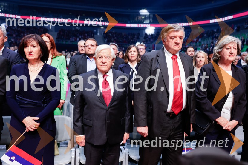  Milan Kučan, nekdanji predsednik Republike Slovenije;  Marijan KrižmanSlovesnost ob 80. obletnici konca druge svetovne vojne