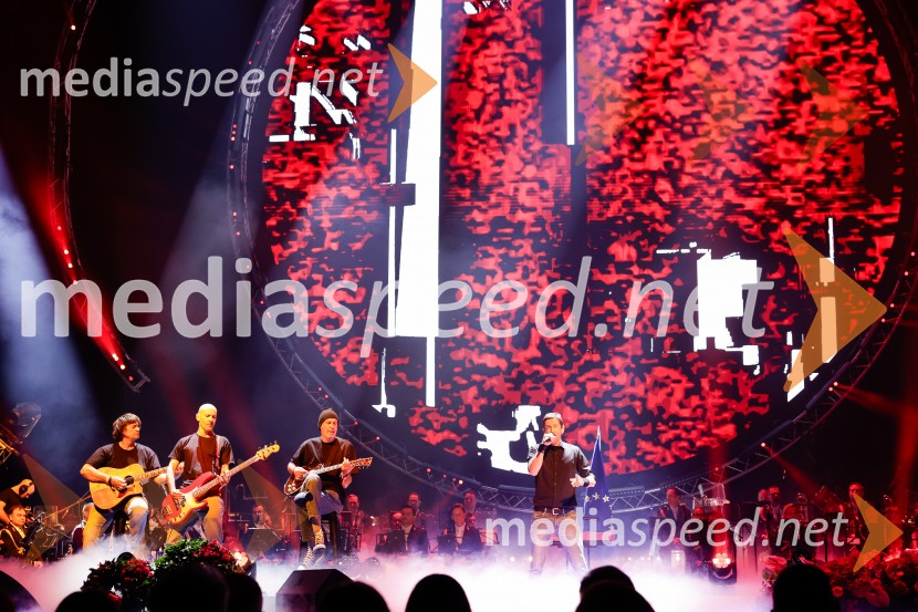  Borut Marolt, pevec, skupina NietSlovesnost ob 80. obletnici konca druge svetovne vojne