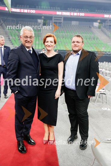  Matjaž Han, minister za gospodarstvo, turizem in šport; dr. Asta Vrečko, ministrica za kulturo;  ... Slovesnost ob 80. obletnici konca druge svetovne vojne