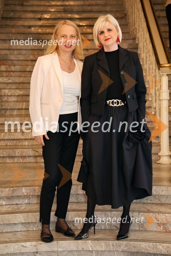  Jasmina Leskovar, SNG Maribor;  Darja Čižek, marketing, SNG MariborHamlet, premiera Opere in Baleta SNG Maribor