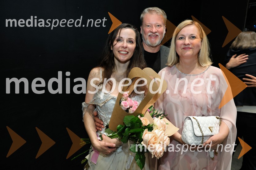  Valentina Čuden, operna pevka;  ... ;  Andreja Zakonjšek Krt, sopranistkaHamlet, premiera Opere in Baleta SNG Maribor