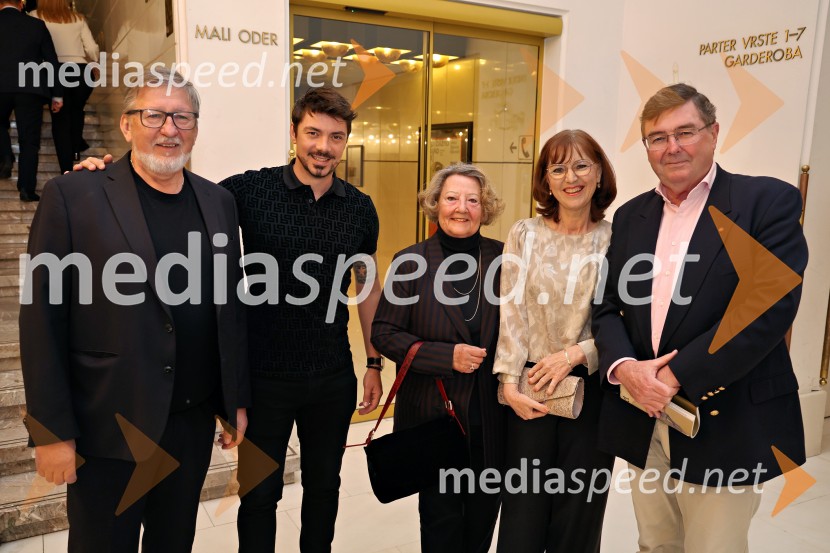  ... ;  ... ;  ... ;  ... ;  Simon Robinson, dirigentHamlet, premiera Opere in Baleta SNG Maribor