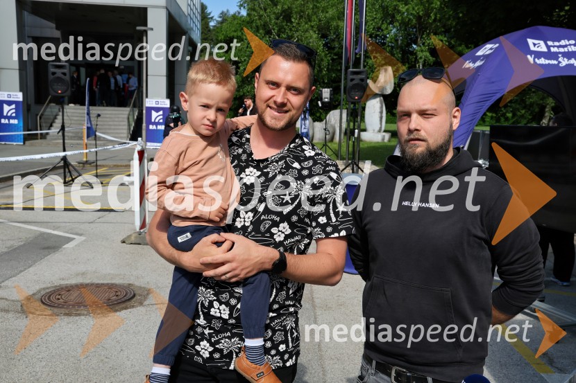  ... ;  ... ;  Aleks Horvat, novinar, Radio MariborRadio Maribor praznoval okroglih 80 let