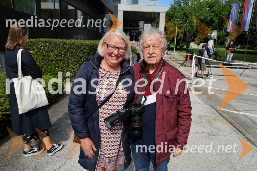  Tamara Zupanič Čučnik, novinarka, Radio Maribor;  Rade  Bakračevič, predsednik Nadzornega odbora Zveze Srbov Slovenije, fotografRadio Maribor praznoval okroglih 80 let