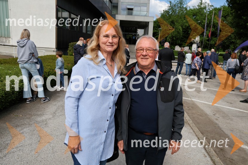  Urška Čop Šmajgert;  Davorin ZemljičRadio Maribor praznoval okroglih 80 let