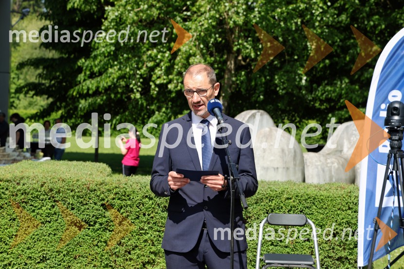  Mirko Štular, direktor Radia SlovenijaRadio Maribor praznoval okroglih 80 let