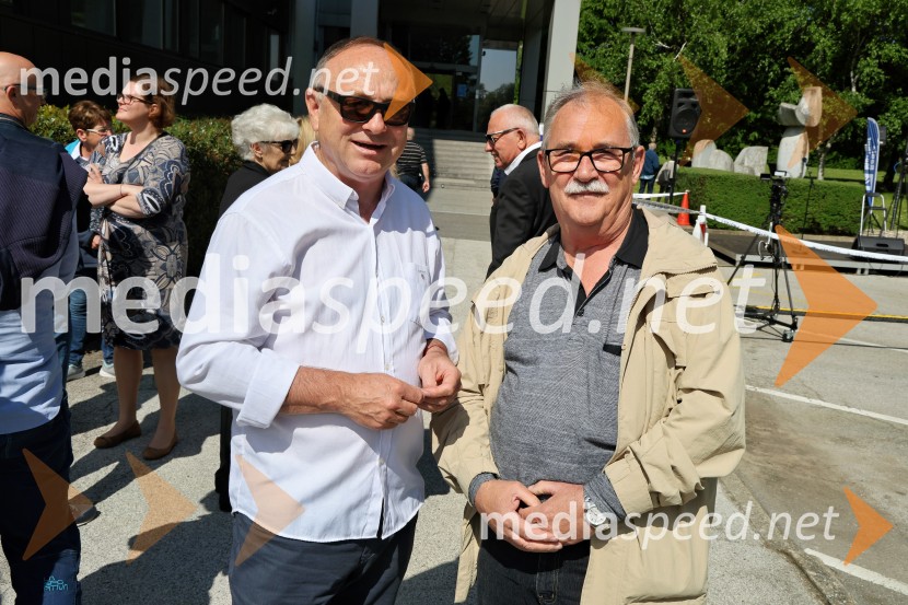  Stane Kocutar, mestni viničar, skrbnik Stare trte, novinar Radia Maribor, zgodovinar;  ... Radio Maribor praznoval okroglih 80 let