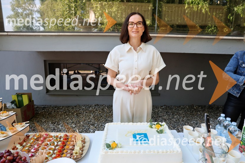  Vesna Martinec, odgovorna urednica Radia MariborRadio Maribor praznoval okroglih 80 let