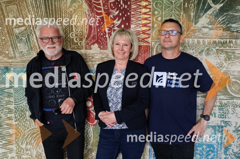  ... ;  ... ;  Robert Zajšek, moderator, Radio MariborRadio Maribor praznoval okroglih 80 let